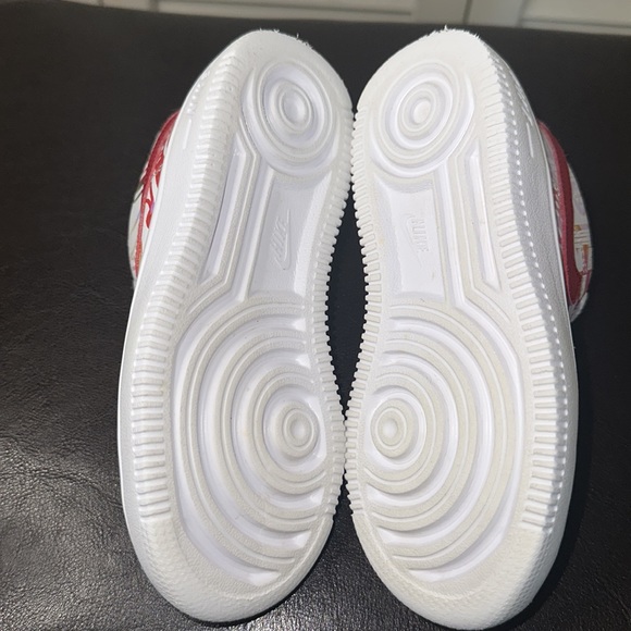 Kids Nike Air Force 1 18 “Gym Red”… - Picture 8 of 12